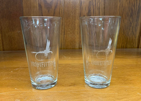 TROUTFITTER PINT GLASS